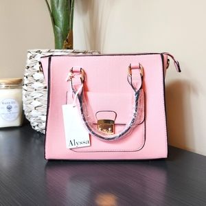 ALYSSA | Vegan, Pink, Handbag with Adjustable Crossbody Strap